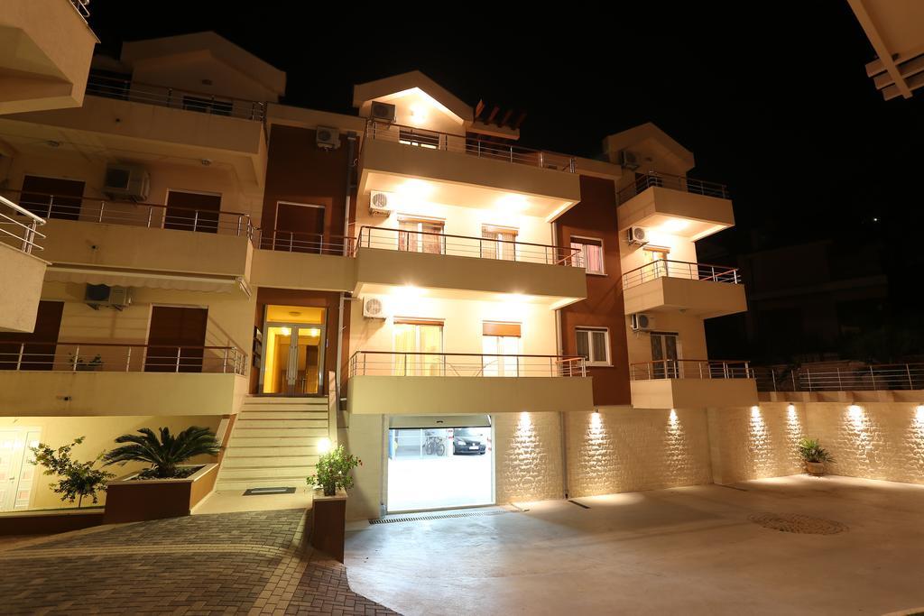 Apartments Rivijera Herceg Novi Buitenkant foto