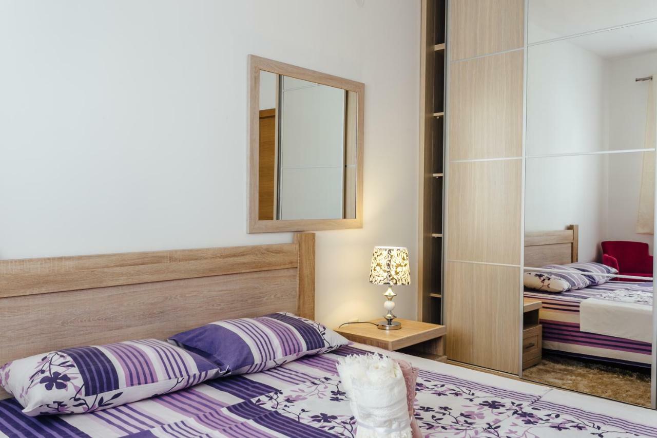Apartments Rivijera Herceg Novi Buitenkant foto