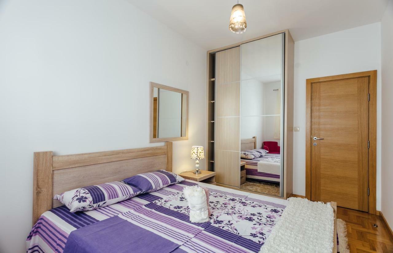 Apartments Rivijera Herceg Novi Buitenkant foto